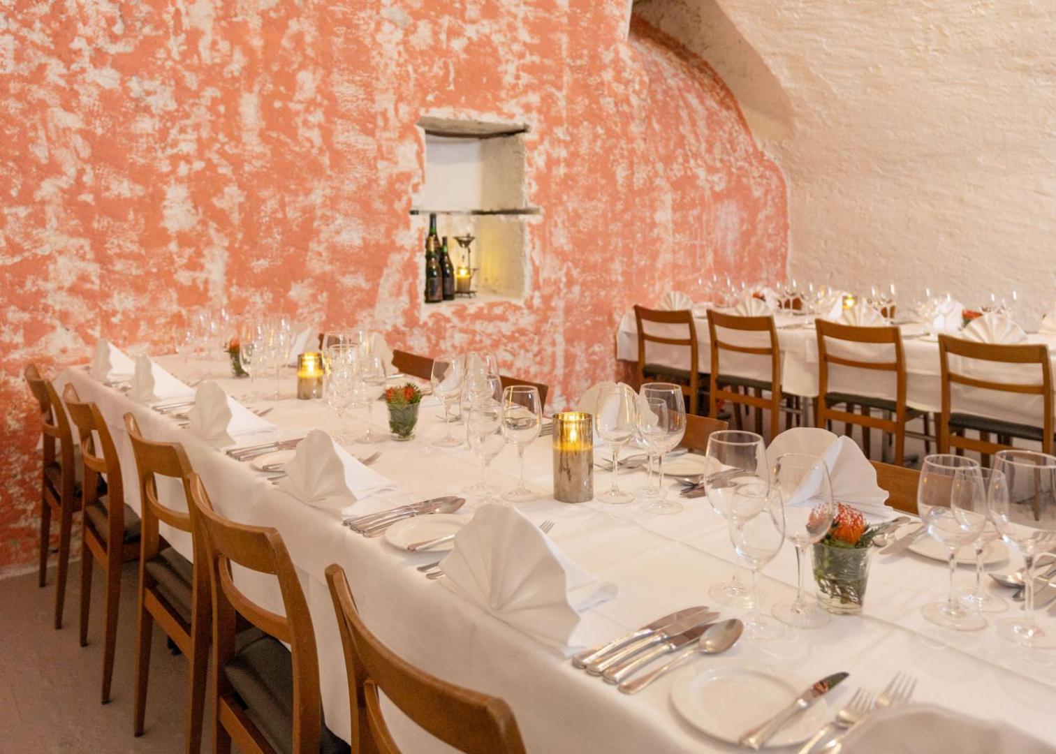 Hotel Restaurant Kreuz Kaiserstuhl Exterior foto